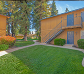 photo of the grounds at Sunny Gate Apartments